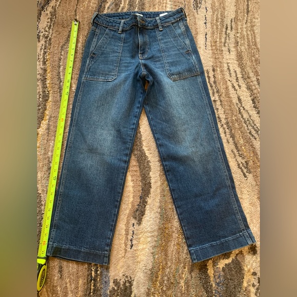 Old Navy Denim - NWOT Old Navy Cropped Jeans Size 4